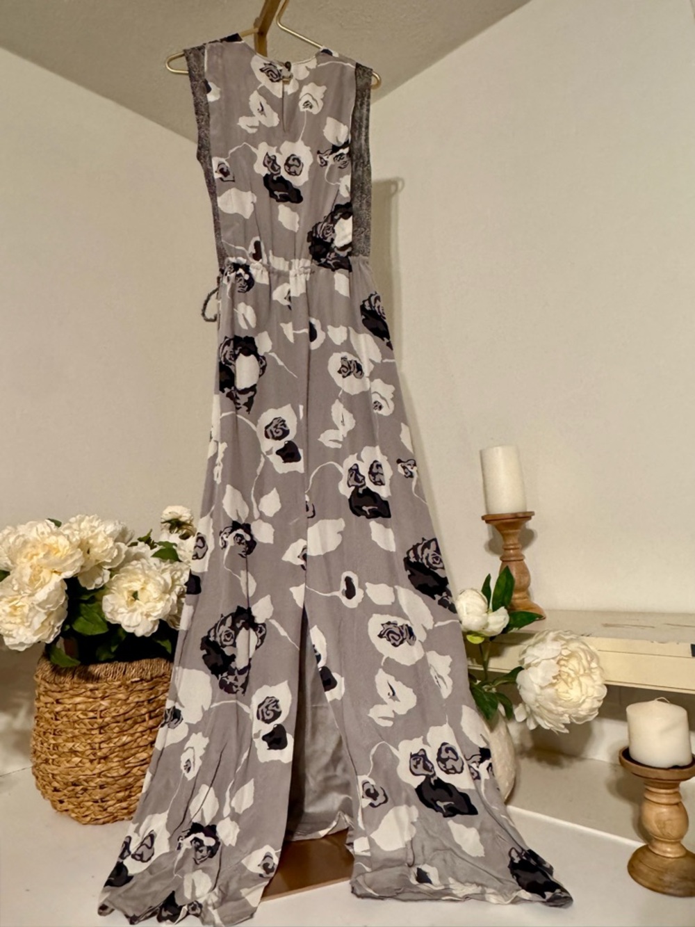 Winter Kate Gray and Black Floral Maxi Dress - Picture 8 of 12